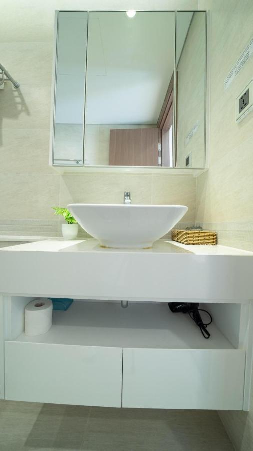 האנוי Bom Homes- Vinhomes Metropolis-Service Apartment מראה חיצוני תמונה